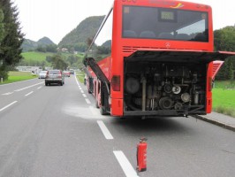 Bad Ischl: couragierter Busfahrer löschte Brand