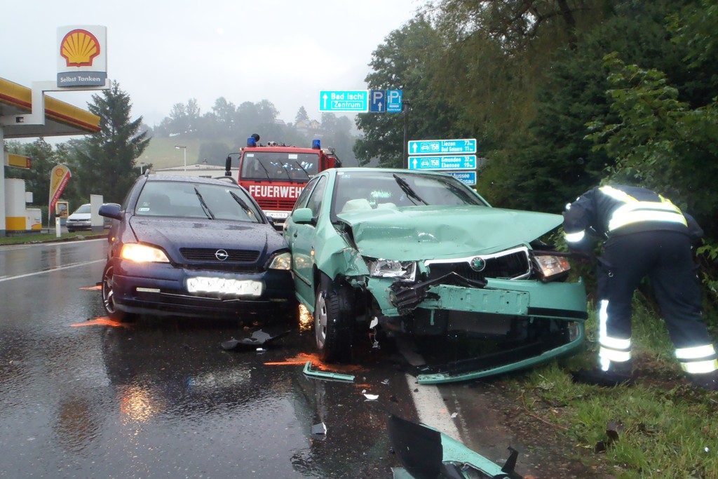 Verkehrsunfall Auf Der B158 In Bad Ischl - Salzi.at