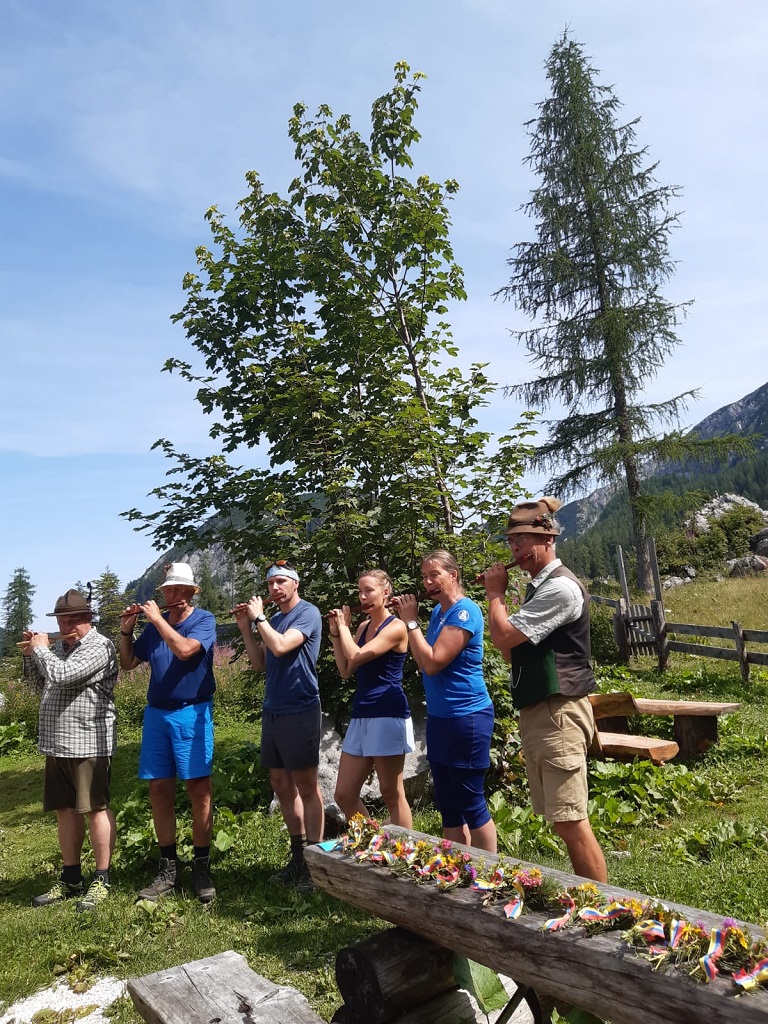 Bergturnfest Auf Der Schwarzenberg Alm - Salzi.at